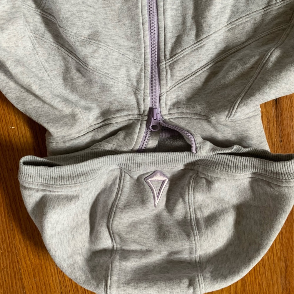 Lululemon/Ivivva hoodie heathered core ultra light grey